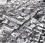 Padova-Asse via Roma-via S.Francesco-veduta aerea ( immagine documenta la demolizione dell'edificio prospiciente le fabbriche del Bo). (Adriano Danieli)
